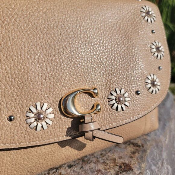 NWOT Coach Remi shoulder Bag with Whipstitch Daisy Applique - Picture 3 of 14